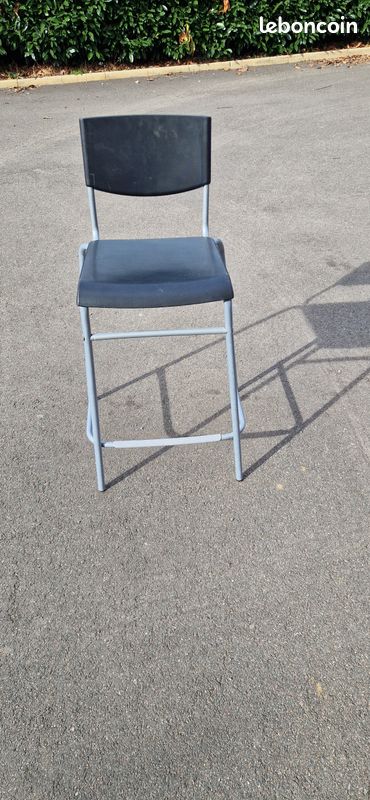 Chaise haute (image 1)