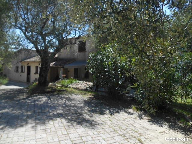 Maison 8 pièces 140 m² · à Contes · 140 m² · 675 000 €