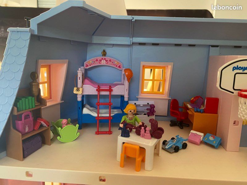 Maison Playmobil 5303 et équipements (image 7)