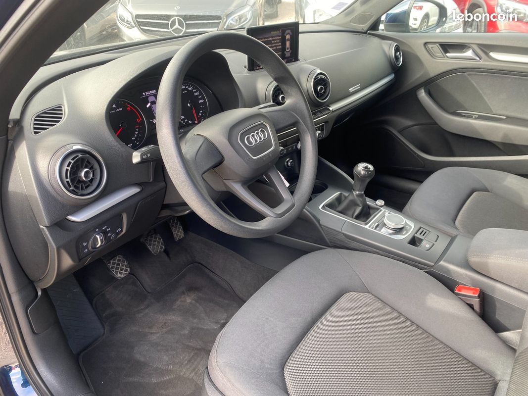 Audi A3 BERLINE BUSINESS 1.6 TDI Business line (image 17)