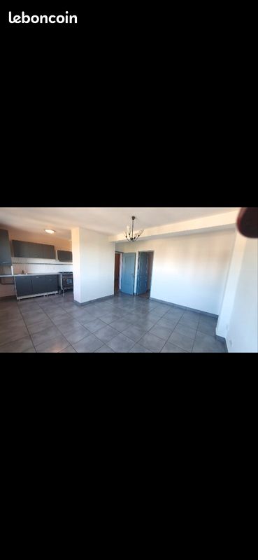 Appartement 4 pièces 64 m² · à Roanne · 64 m² · 650 €/mois