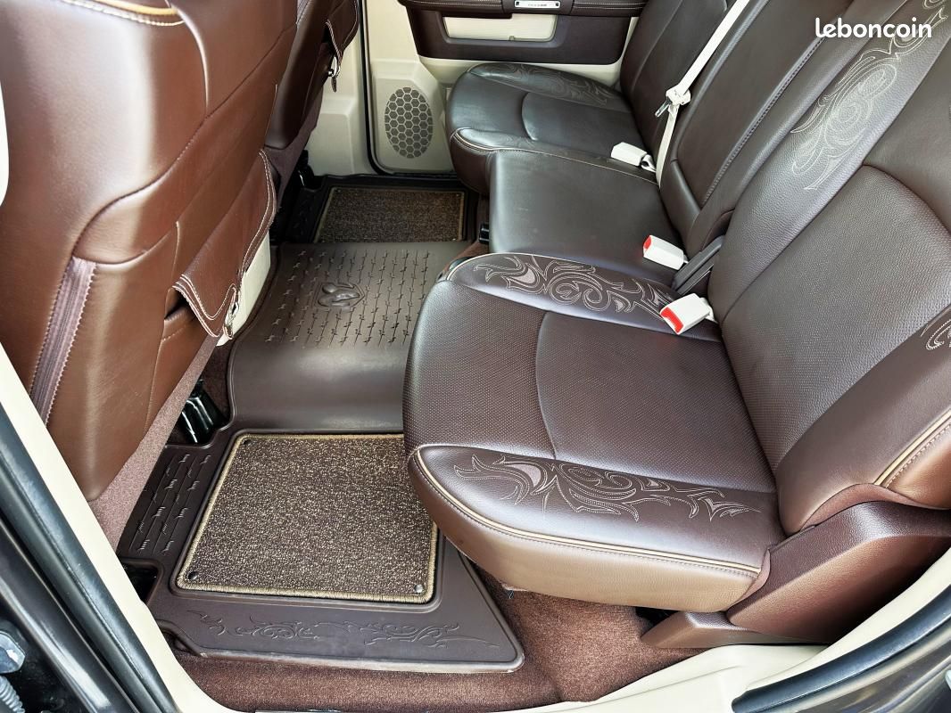 Dodge Ram 1500 V8 5.7l LARAMIE Long Horn Edition (image 26)