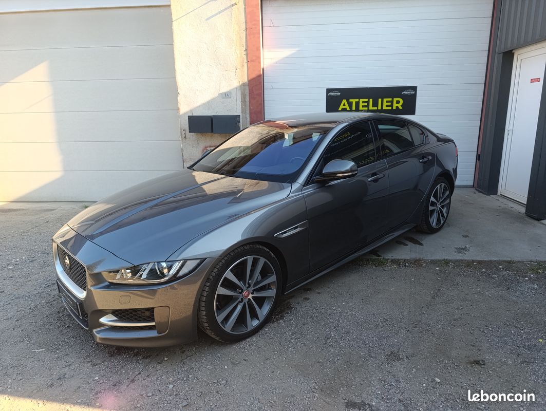 Jaguar xe 2.0d 180 cv r-sport 74000 km garantie 12 mois (image 2)