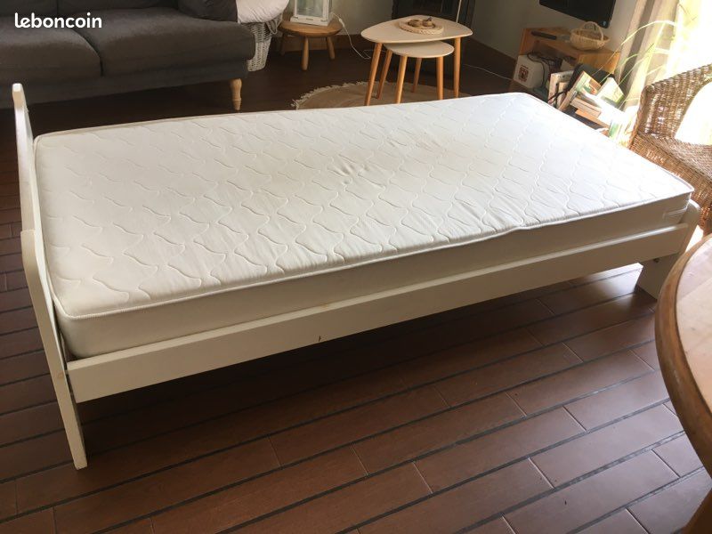Lit bois massif sommier et matelas (image 3)
