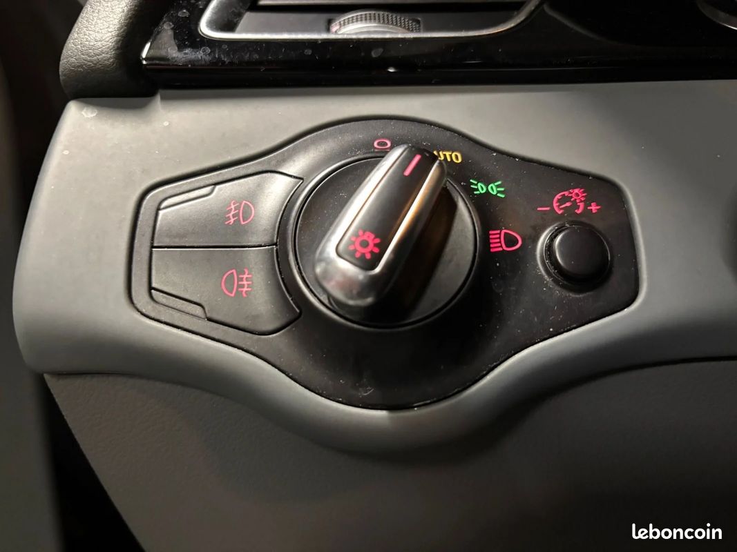 AUDI A5 SPORTBACK 1.8 TFSI 177 Avus Multitronic A (image 19)
