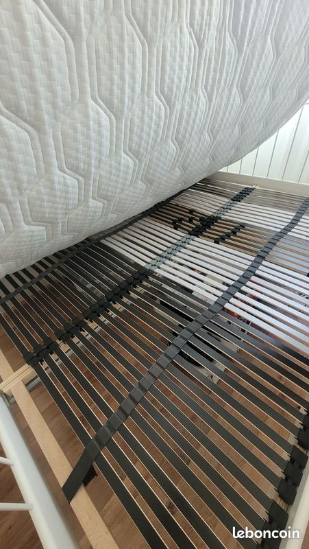 Lit IKEA 160x200 (image 9)