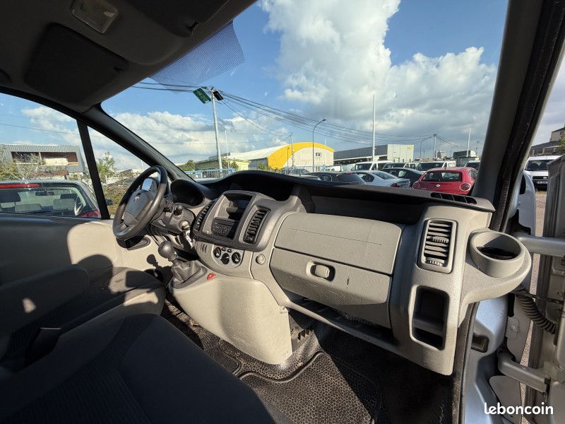 Opel VIVARO FG F2700 L1H1 2.0 CDTI 90 PACK CLIM PLUS (image 12)