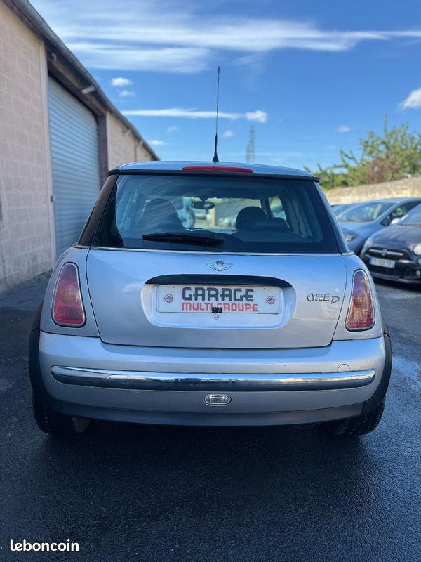 Mini cooper one d 1.4d 75ch r50 (image 5)