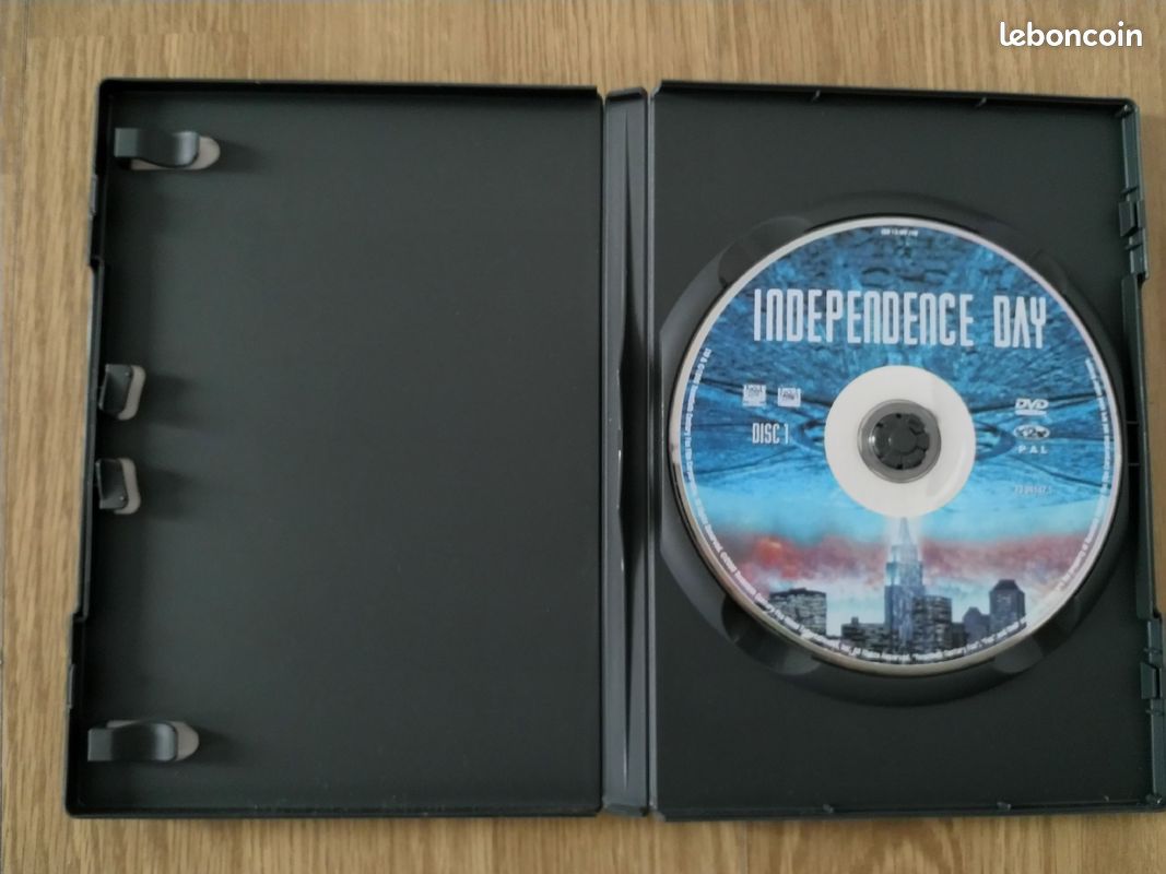 DVD independence days (image 1)