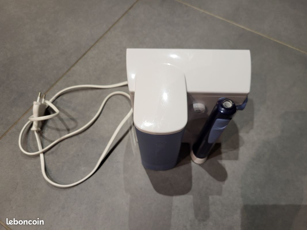 Jet dentaire Braun Oxyjet hydropulseur professionnal care 8000 (image 1)