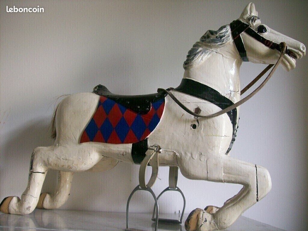 CHEVAL DE CARROUSEL ANTIQUE EN BOIS CHEVAL DRÔLE ORIGINAL À BASCULE env 1890 (image 3)