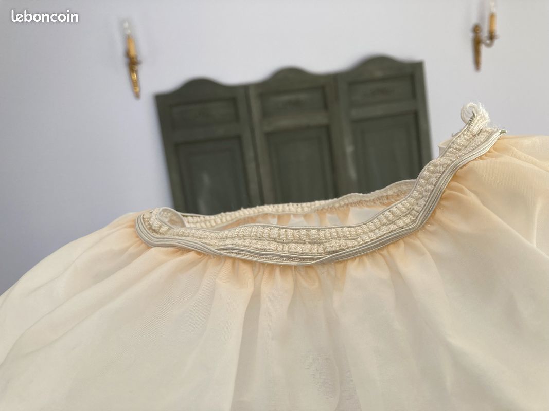 Crinoline Robe Ancien Temps Robe à Crinoline, 1850-60