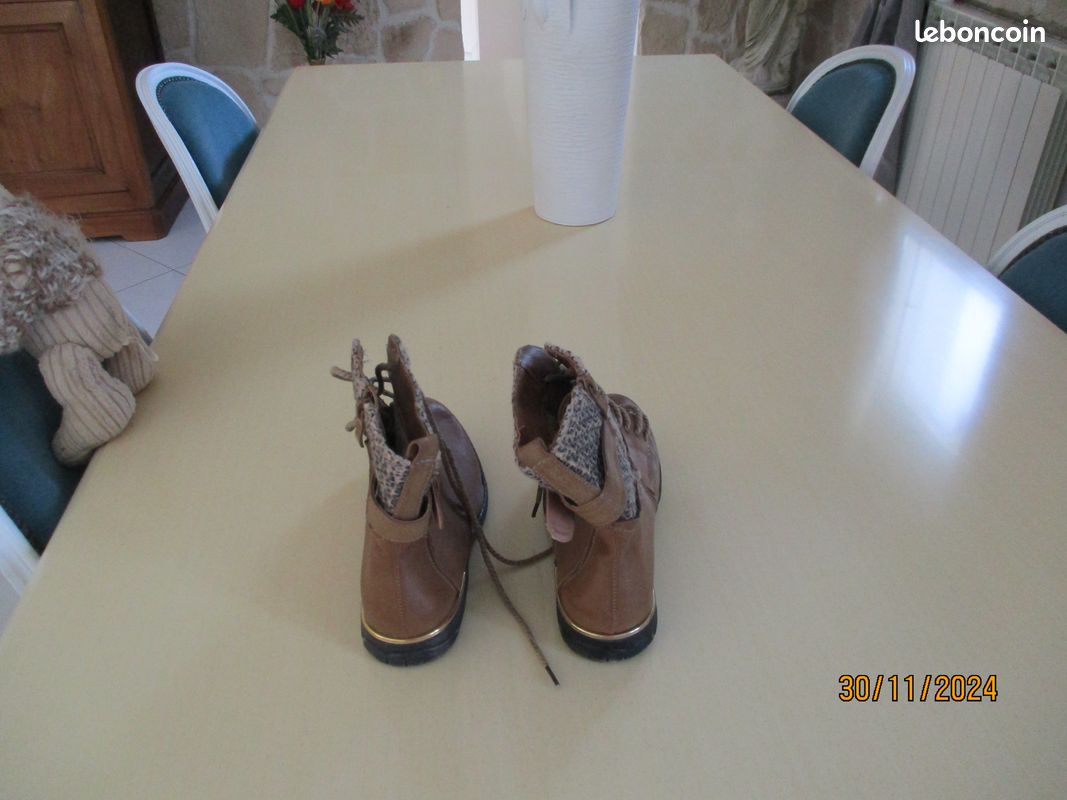 Bottines hiver chaudes T 38 trop grandes portées une fois voir proposistion (image 3)
