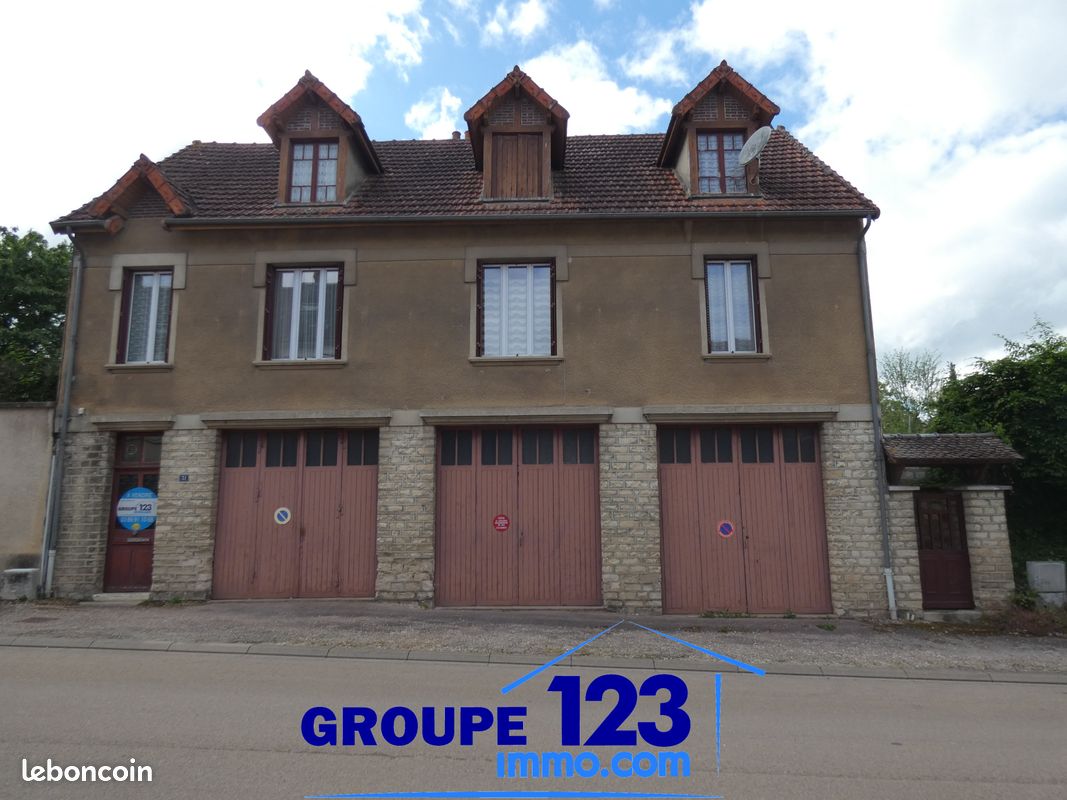 Maison 4 pièces 111 m² · à Saint-Florentin · 111 m² · 143 900 €