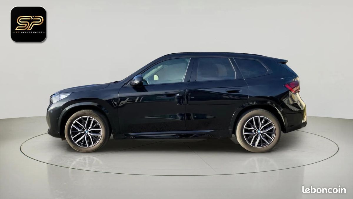 BMW X1 xDrive23d M Sport 211 ch * Pack Innovation * Toit Panoramique * Affichage Tête Haute * Caméra 360 * Harman Kardon * Cuir Vernasca (image 2)