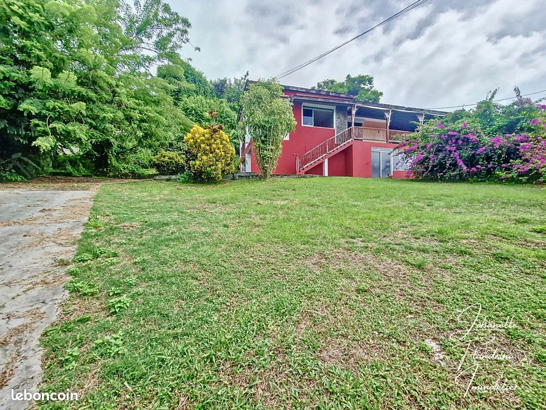 Maison 6 pièces 122 m² · à Petit-Bourg · 122 m² · 267 000 €