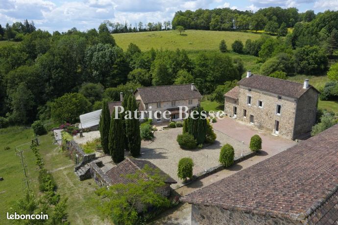 Ferme 12 pièces 405 m²