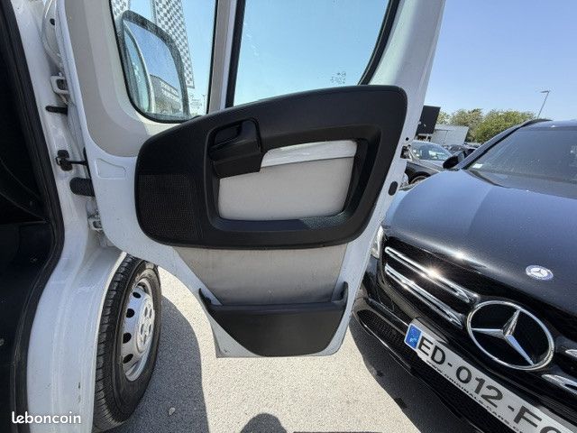 Fiat Ducato Maxi Fourgon Grand-Volume 40 FIAT DUCATO MAXI 180 CV L4 l5 GALLERIE GPS RADARS TEL ATERLIER ETC...(14 084HT) (image 26)