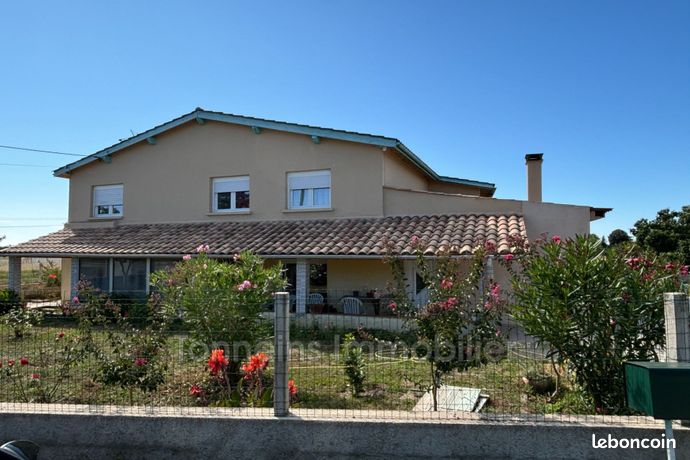 Maison 7 pièces 210 m²