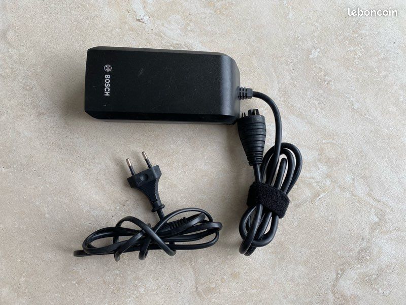 Chargeur vélo électrique Bosh (image 1)