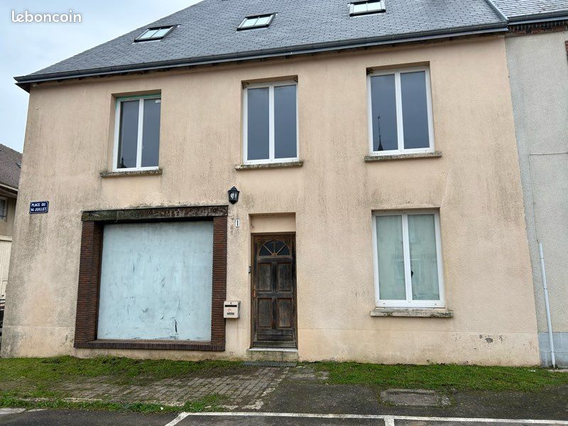 Maison 7 pièces 230 m² · à Prunay-le-Gillon · 230 m² · 300 000 €