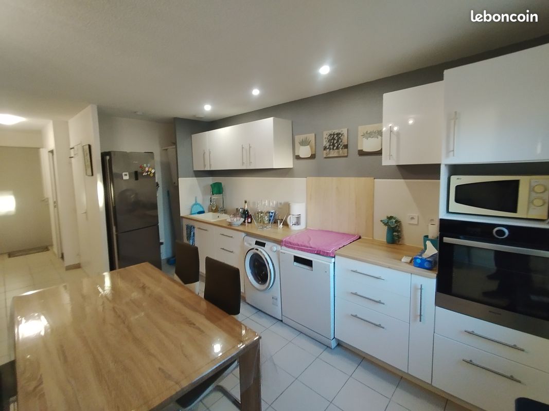 Appartement 2 pièces 45 m² · à Vitrolles · 45 m² · 950 €/mois
