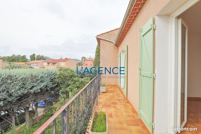 https://img.leboncoin.fr/api/v1/lbcpb1/images/ea/7b/f4/ea7bf41da03b8526fe4d6e034536da9d7d595501.jpg?rule=ad-image