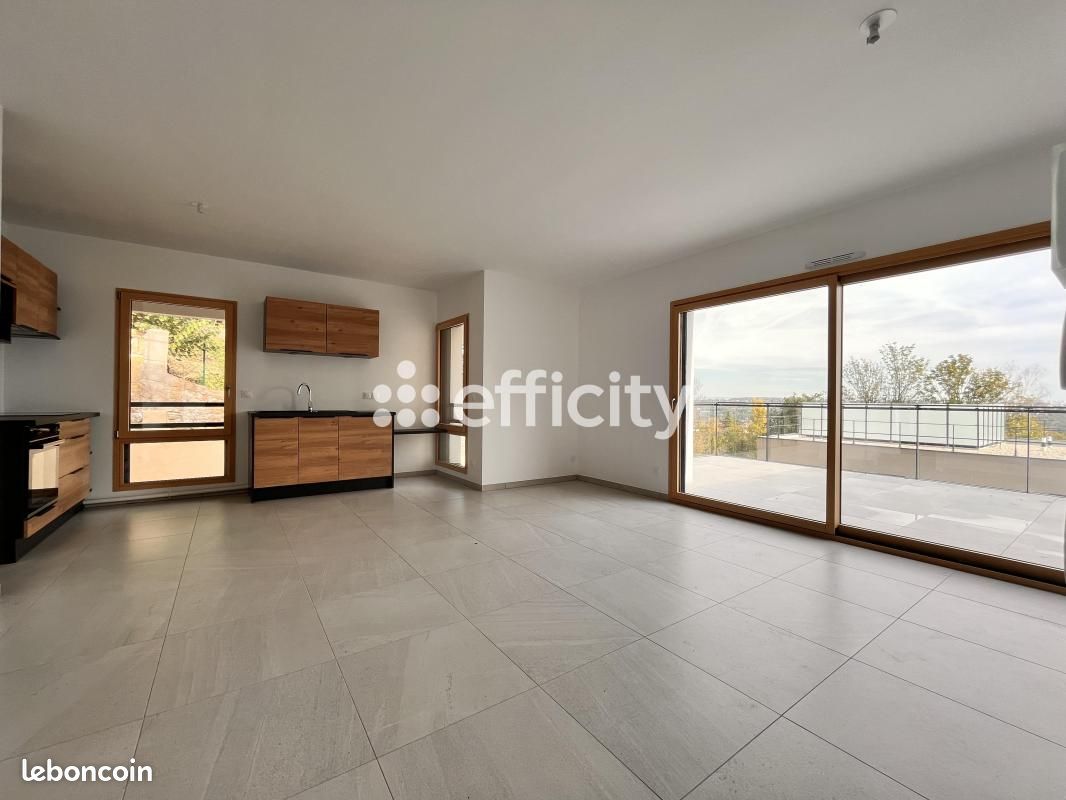 Appartement 2 pièces 63 m² · à Saint-Cyr-au-Mont-d'Or · 63 m² · 1 351 €/mois