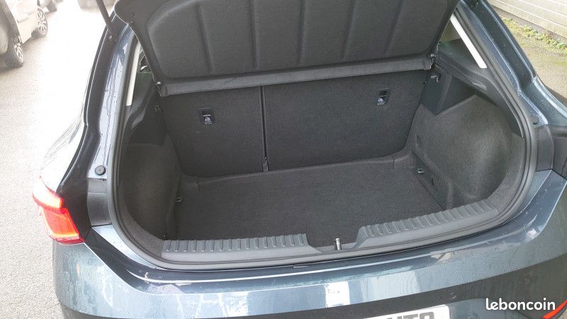Seat LEON 1.5 ETSI HYBRID 115CH STYLE DSG7 (image 15)