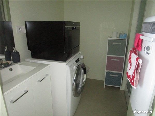 Studio 1 pièce 21 m² - Égletons 19300 (image principale 3)