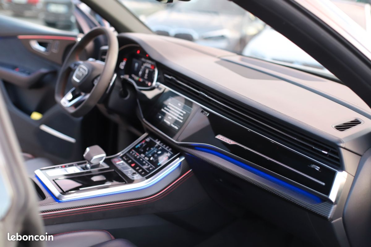 AUDI RS Q8 Tiptronic 8 quattro (image 18)