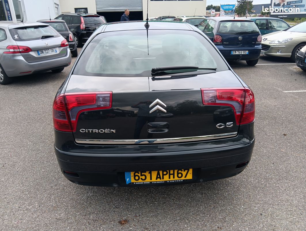 Belle c5 2li boite auto 2005 exclusive etat rare reprise possible (image 3)