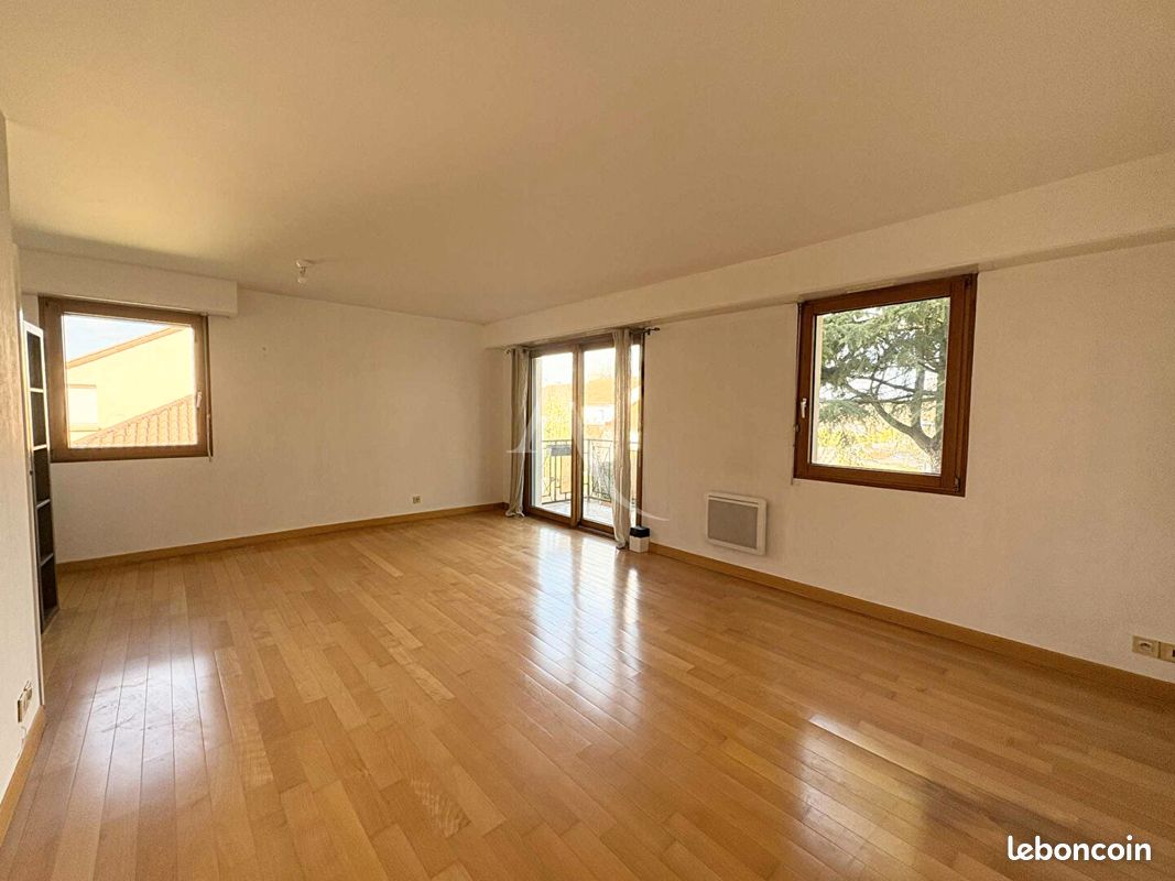 Appartement a louer saint-sebastien-sur-loire - 4 pièce(s) - 76 m2 - Surfyn