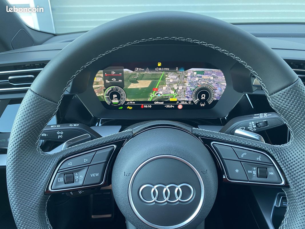 AUDI A3 Allstreet 40 TFSI e Hybride rechargeable 204 S tronic 6 Avus (image 16)