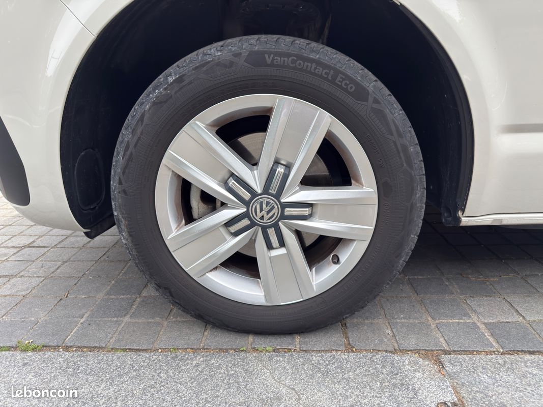 VOLKSWAGEN TRANSPORTER T6 STYLEVAN 2.0 TDI 150 L1H1 AMENAGE BUSINESS LINE DSG BVa (image 16)
