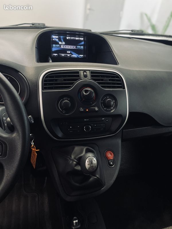 Renault KANGOO II EXPRESS 1.5 BLUE DCI 95CH CONFORT (image 9)