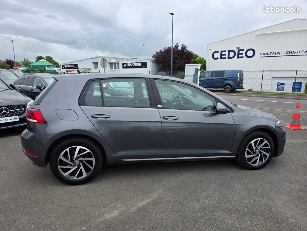 Volkswagen Golf 1.6 TDI 115 FAP BVM5 Connect (image 4)