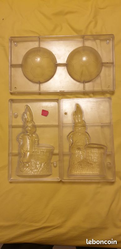 Moules chocolats Polycarbonate Lapins et Ballon foot (image 1)