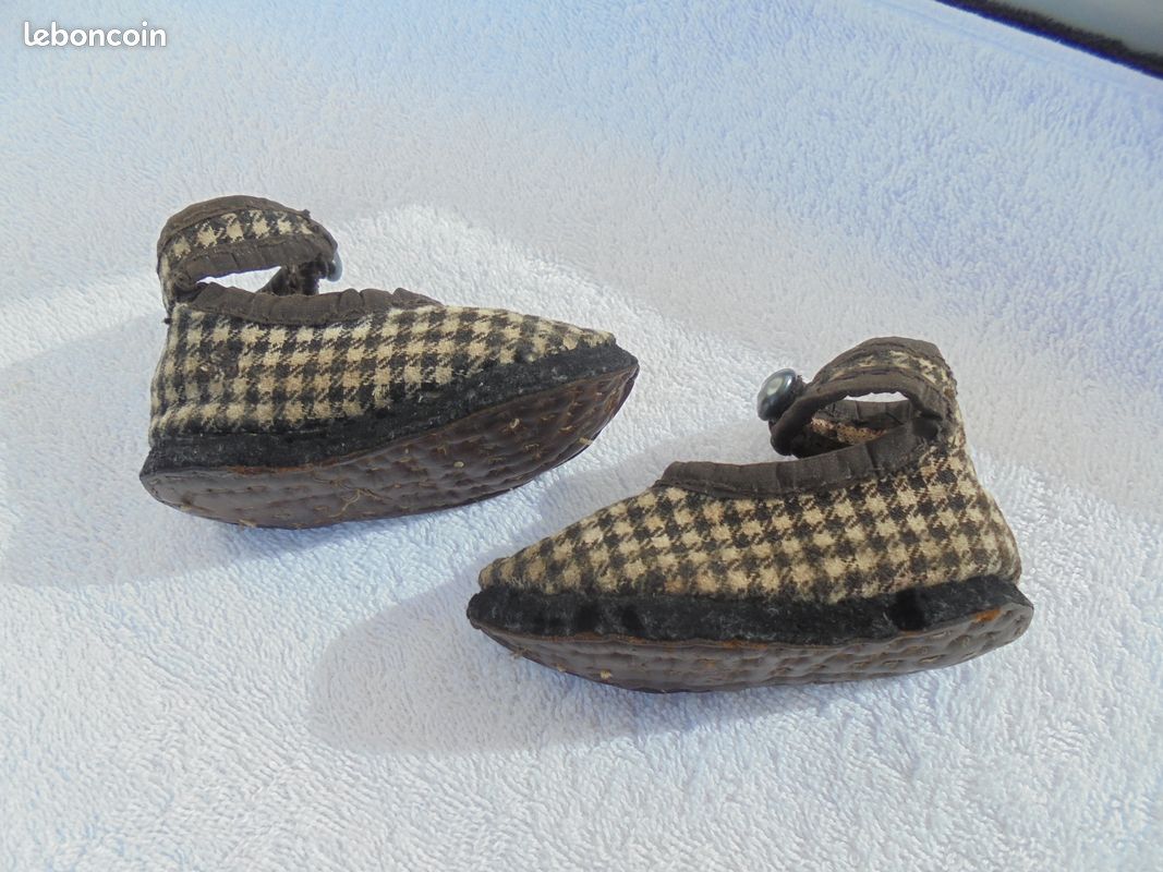 Ancienne Paire de Chaussure de poupée cuir - Jumeau - Steiner
