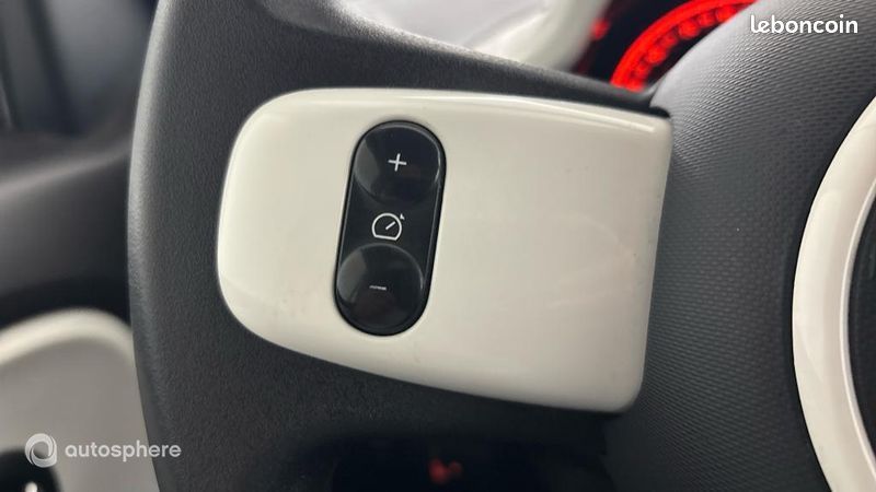 Renault Twingo 1.0 SCe 65ch Equilibre (image 25)