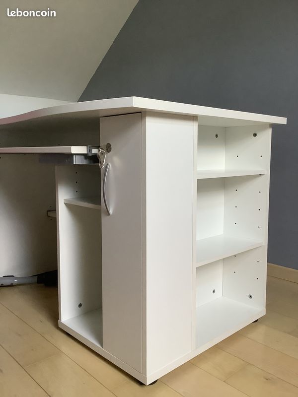 Bureau (image 5)