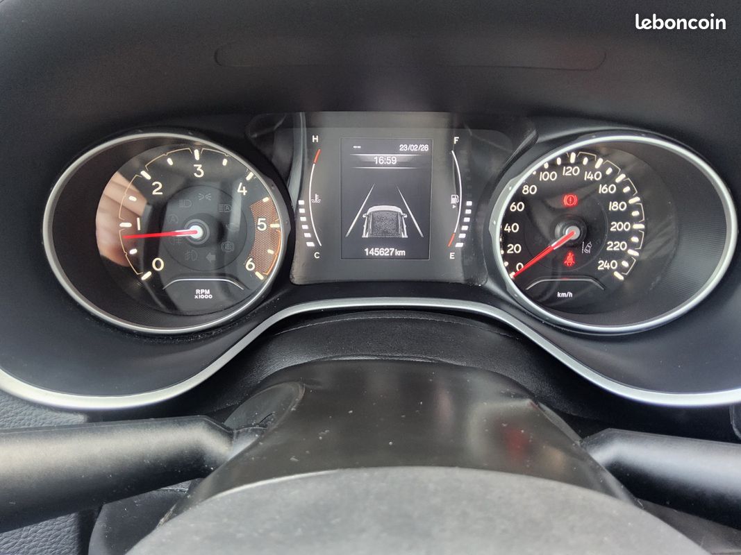 JEEP COMPASS 1.6 I MultiJet II 120 ch BVM6 Brooklyn Edition (image 16)