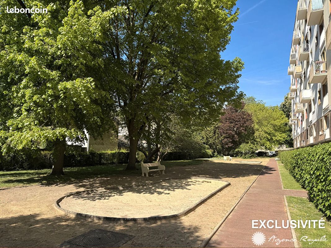 Appartement 5 pièces 74 m² · à Saint-Germain-en-Laye · 74 m² · 310 000 €