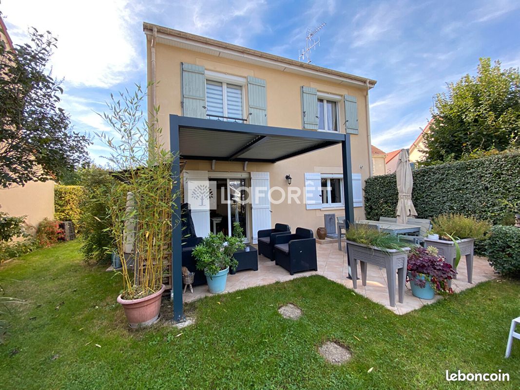 Maison 6 pièces 93 m² · à Saint-Léger-du-Bourg-Denis · 93 m² · 262 500 €