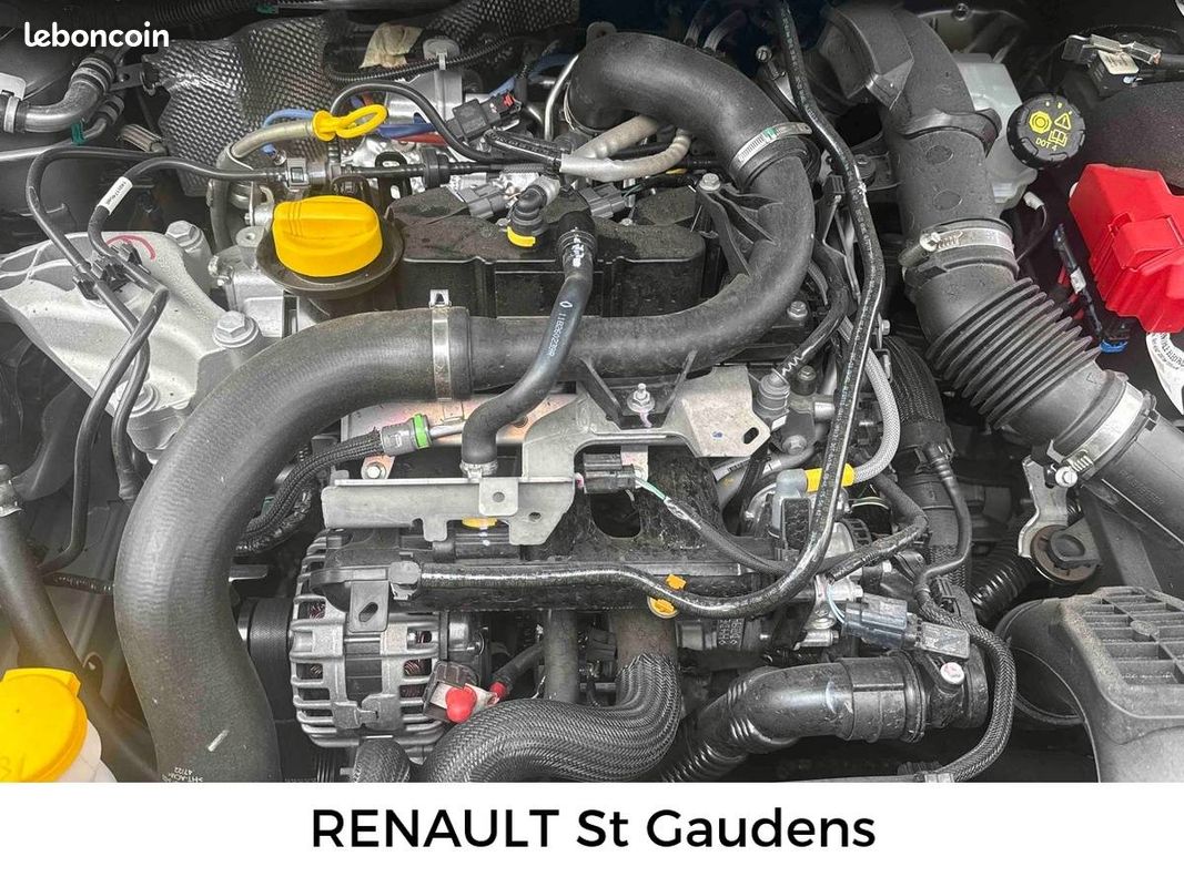RENAULT Captur TCe 90 Techno (image 10)