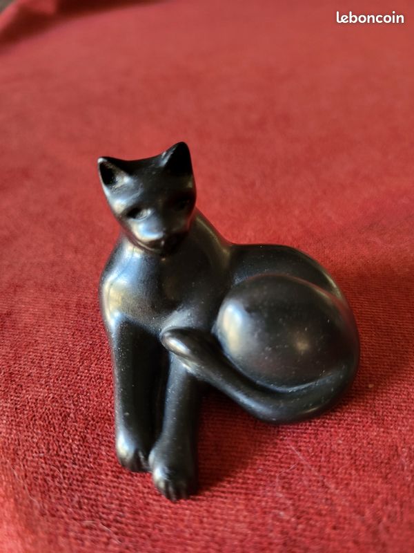 Figurine chat signée par artiste Lavinia (image 1)