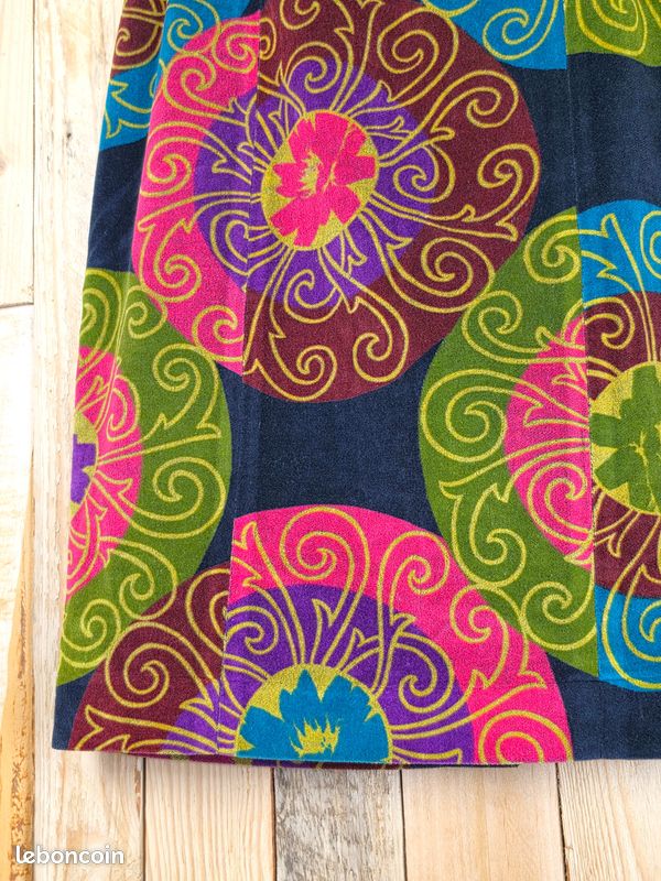 jupe en tissu péruvien coloré, jupe multicolore pour filles en vente B2B pour votre magasin