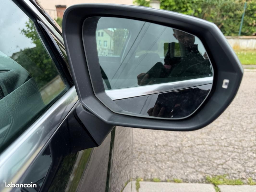 Audi Q3 II 35 TDI 150 BUSINESS LINE S tronic 7 (image 24)