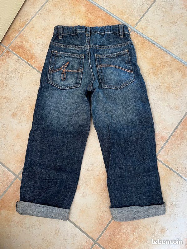 Pantalon jeans taille 6/7 ans (image 3)