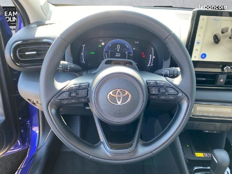 Toyota Yaris 116h Design 5p MY26 (image 10)